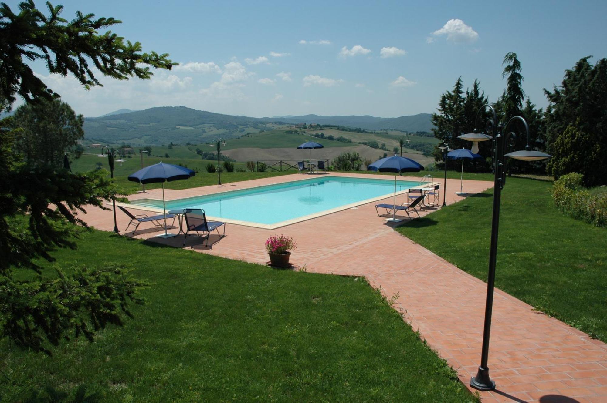 Agriturismo L'Imposto Pomarance Bagian luar foto