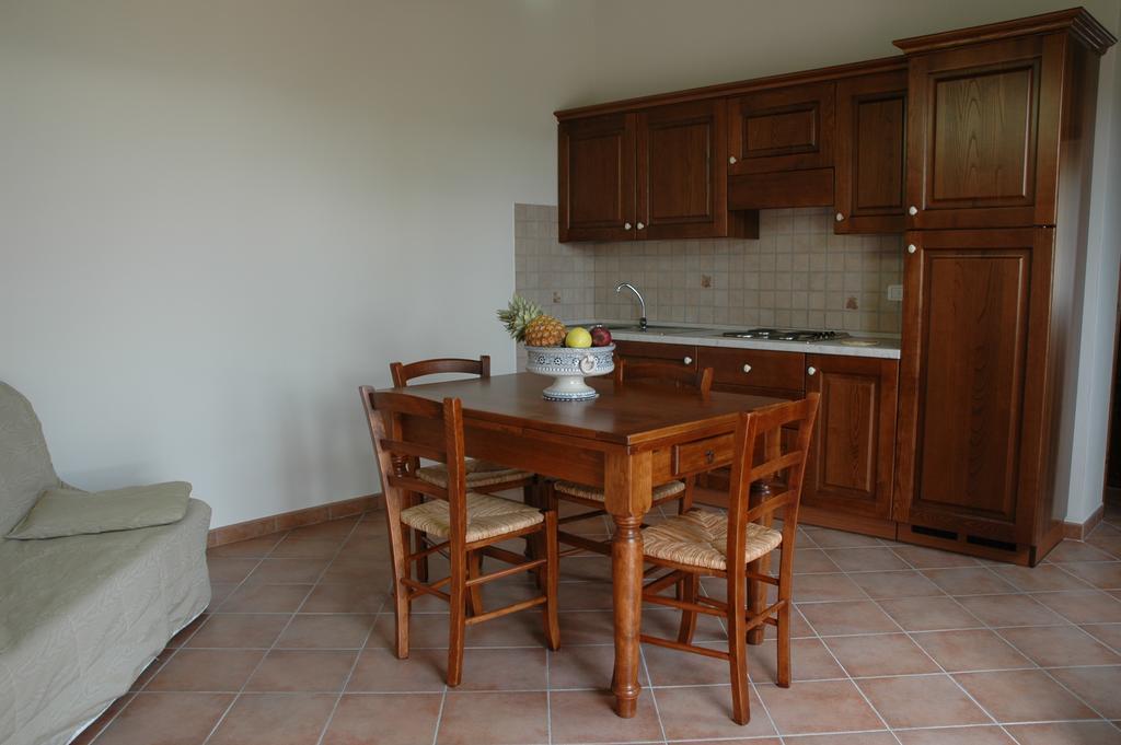 Agriturismo L'Imposto Pomarance Bagian luar foto