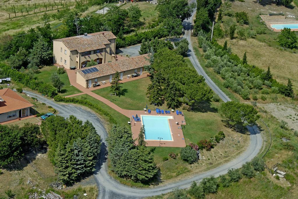 Agriturismo L'Imposto Pomarance Bagian luar foto