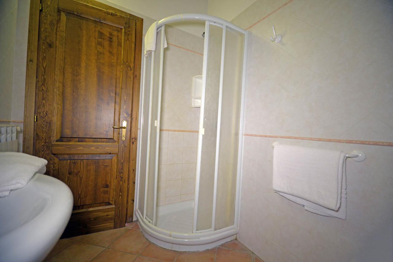 Agriturismo L'Imposto Pomarance Bagian luar foto