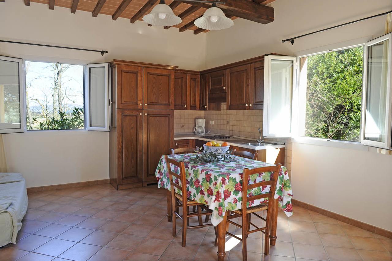 Agriturismo L'Imposto Pomarance Bagian luar foto