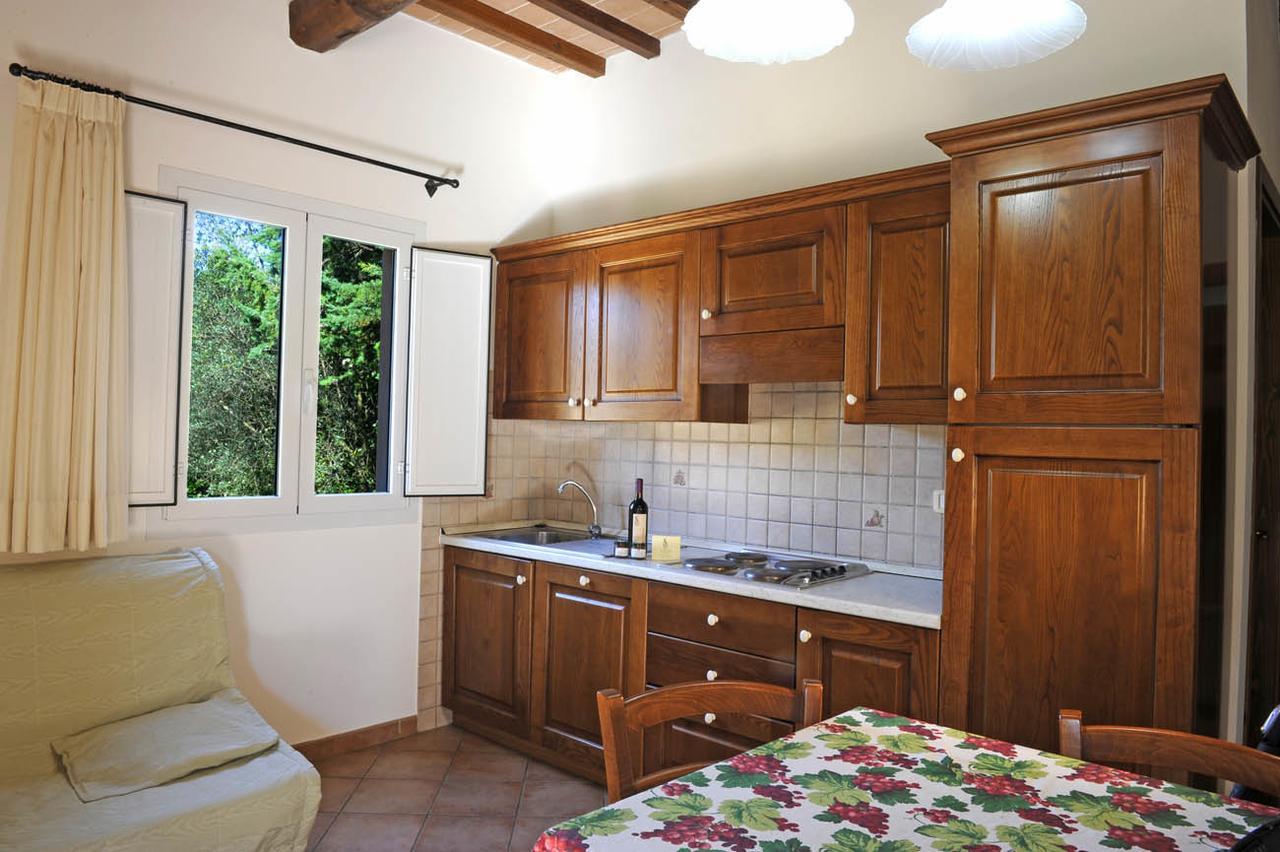 Agriturismo L'Imposto Pomarance Bagian luar foto